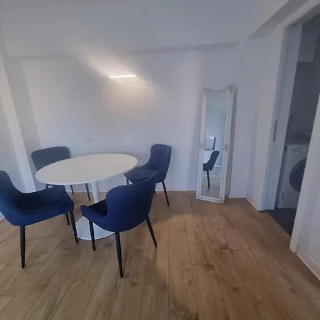 Luxury Downtown Calea Victoriei Apartment Bucharest