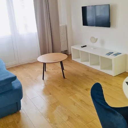 Luxury Downtown Calea Victoriei Lägenhet